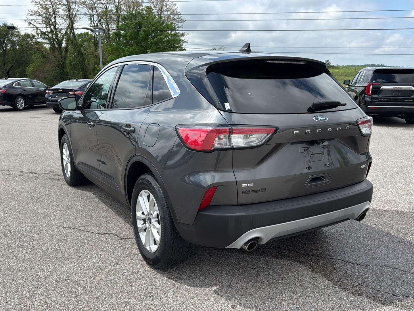 Used 2020 Magnetic Ford SE image 16