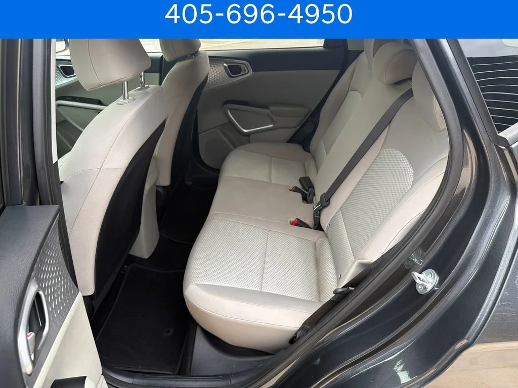 Pre-Owned 2023 Kia Soul LX