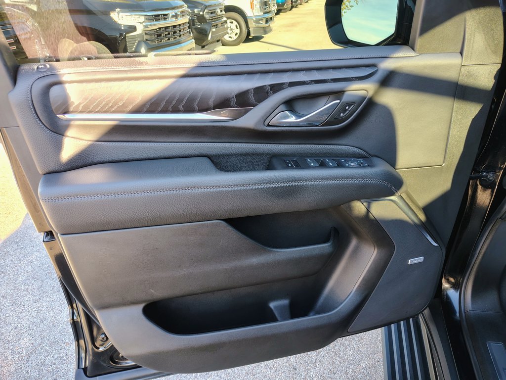 Used 2024 Onyx Black GMC Denali image 21