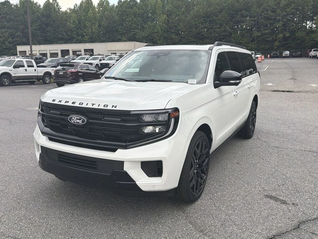 New 2027 White Ford Platinum image 3