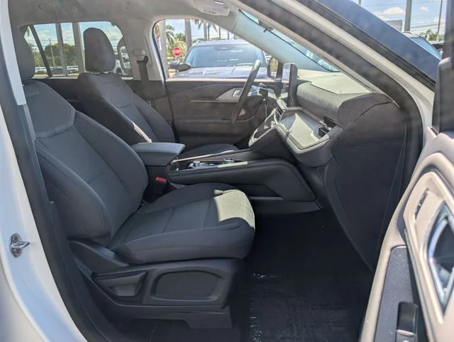 New 2026 Star White Metallic Tri-Coat Ford Active image 7