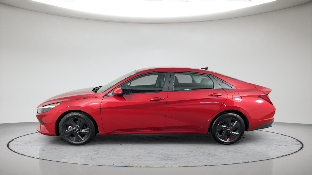 2021 Hyundai Elantra SEL - Photo 12