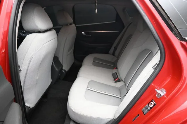 Used 2021 Red Hyundai SE image 8