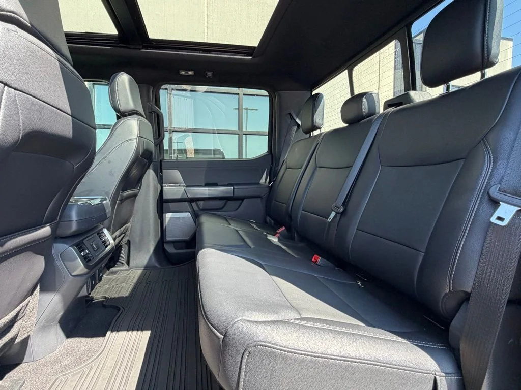 Used 2024 Black Ford XLT image 12