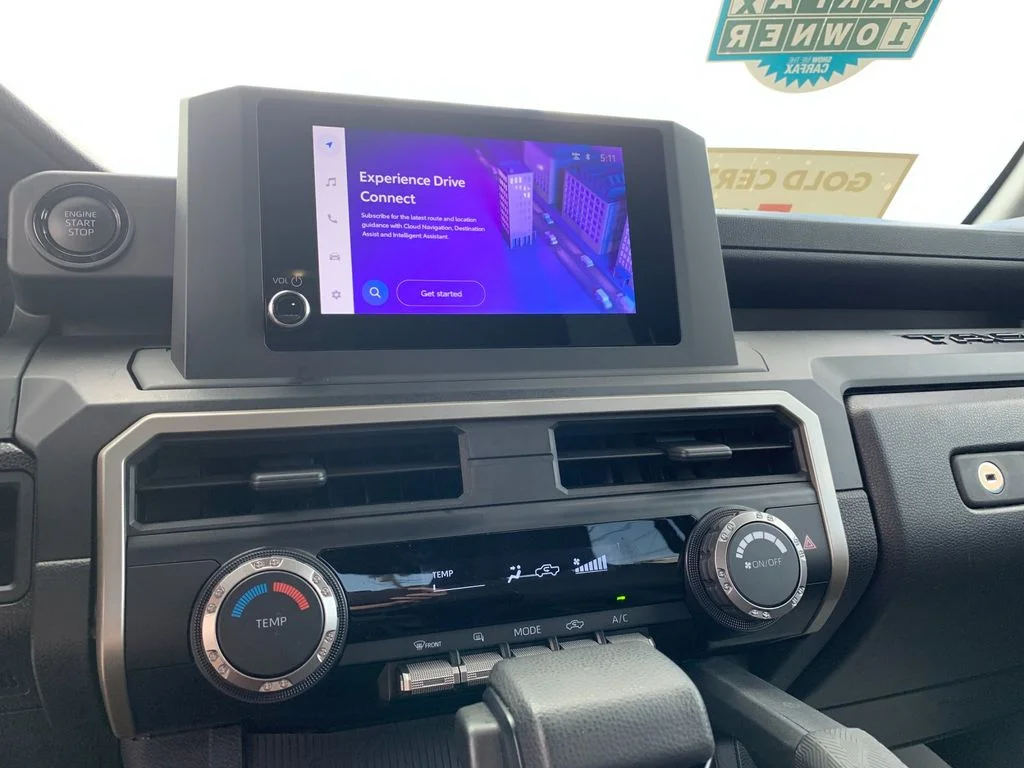 Used 2024  Toyota SR image 22