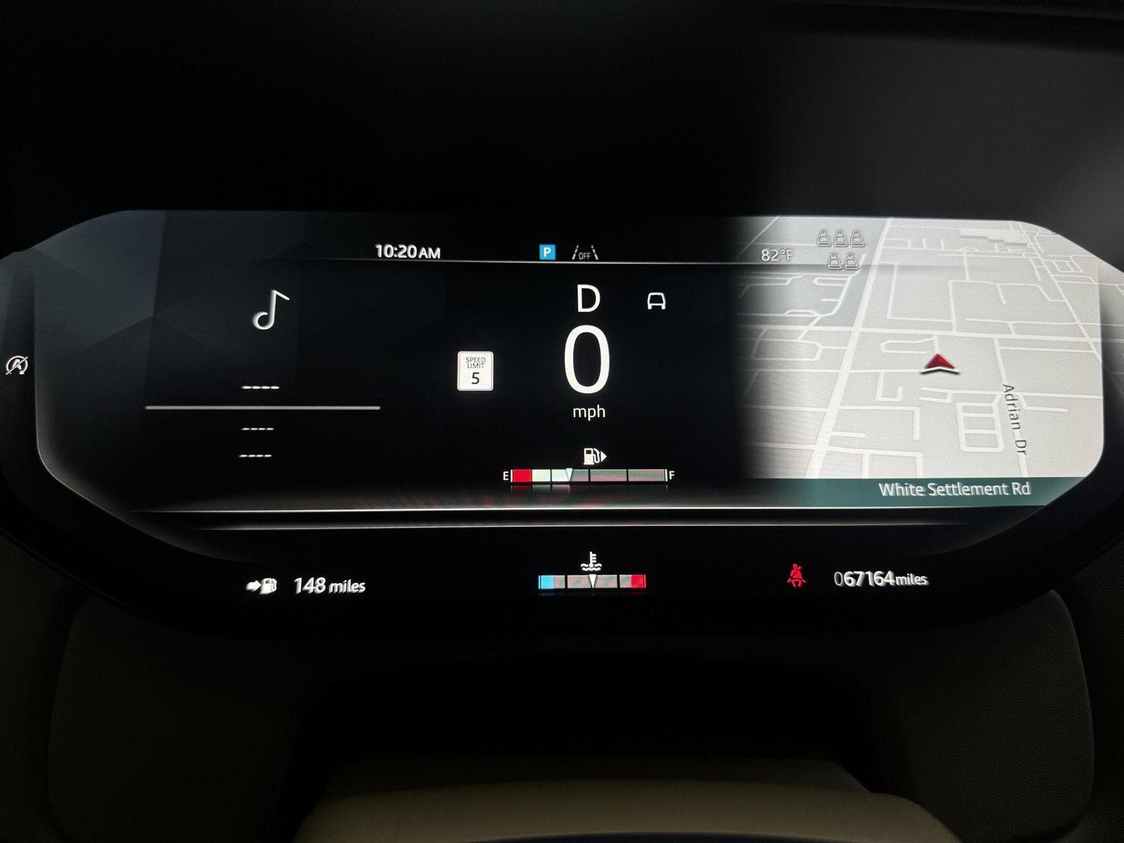 Used 2024 White Land Rover SE image 21
