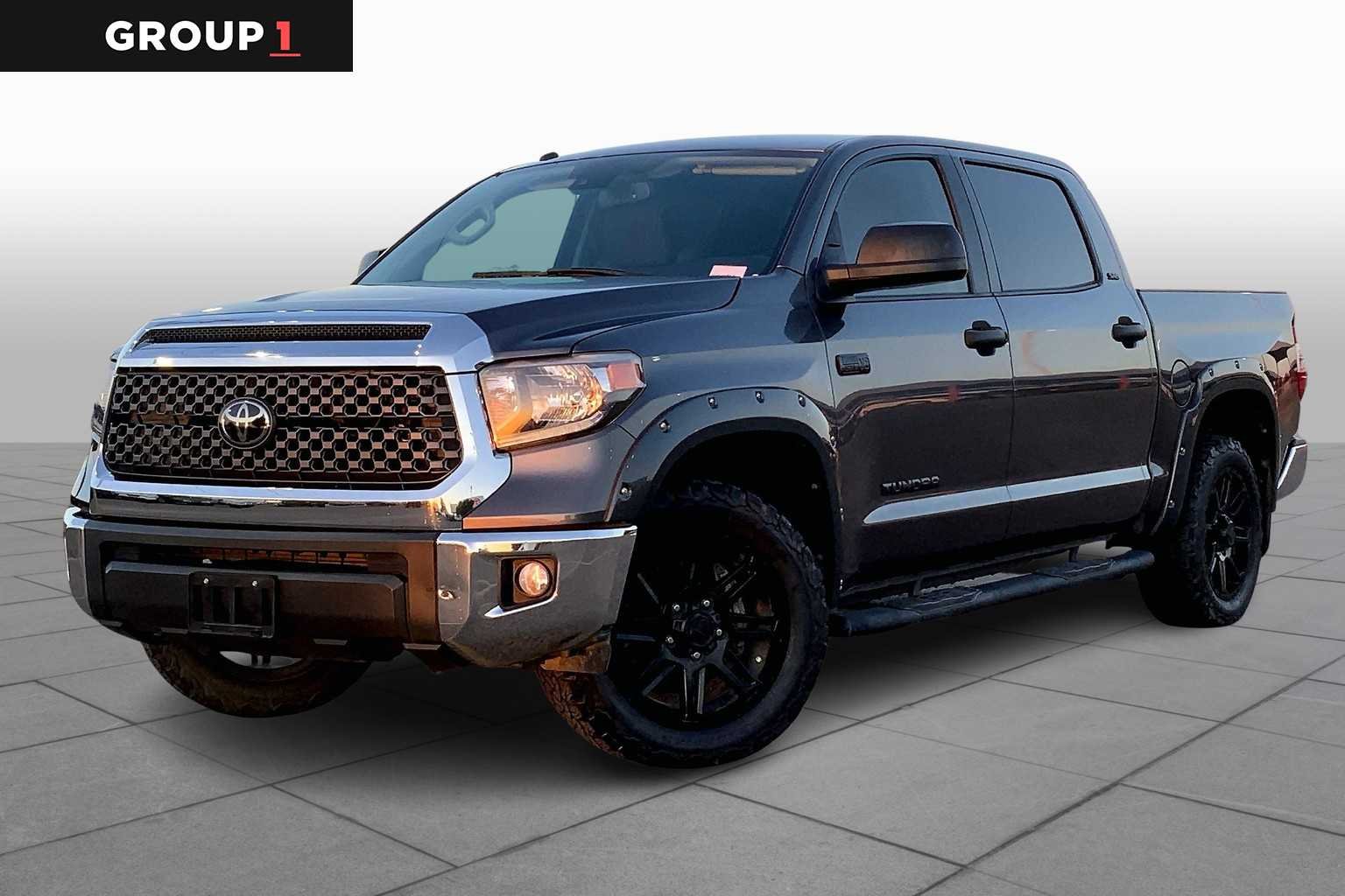 2018 Toyota Tundra SR5 5.7L Crew Max Short Bed's photo