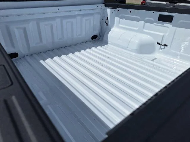 New 2026 Oxford White Ford XL image 40