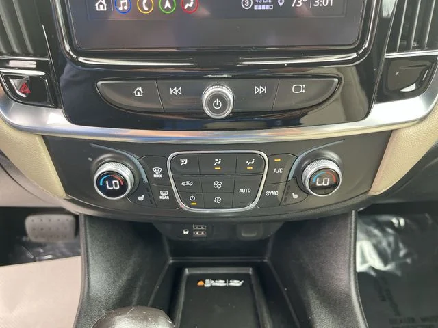 Used 2022 Silver Chevrolet LT Leather image 18