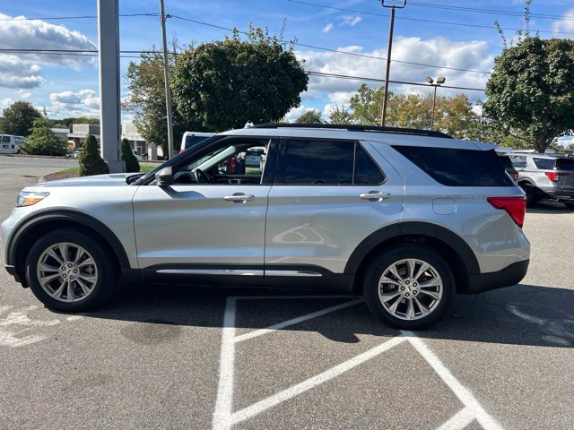 Used 2023 Silver Ford XLT image 4