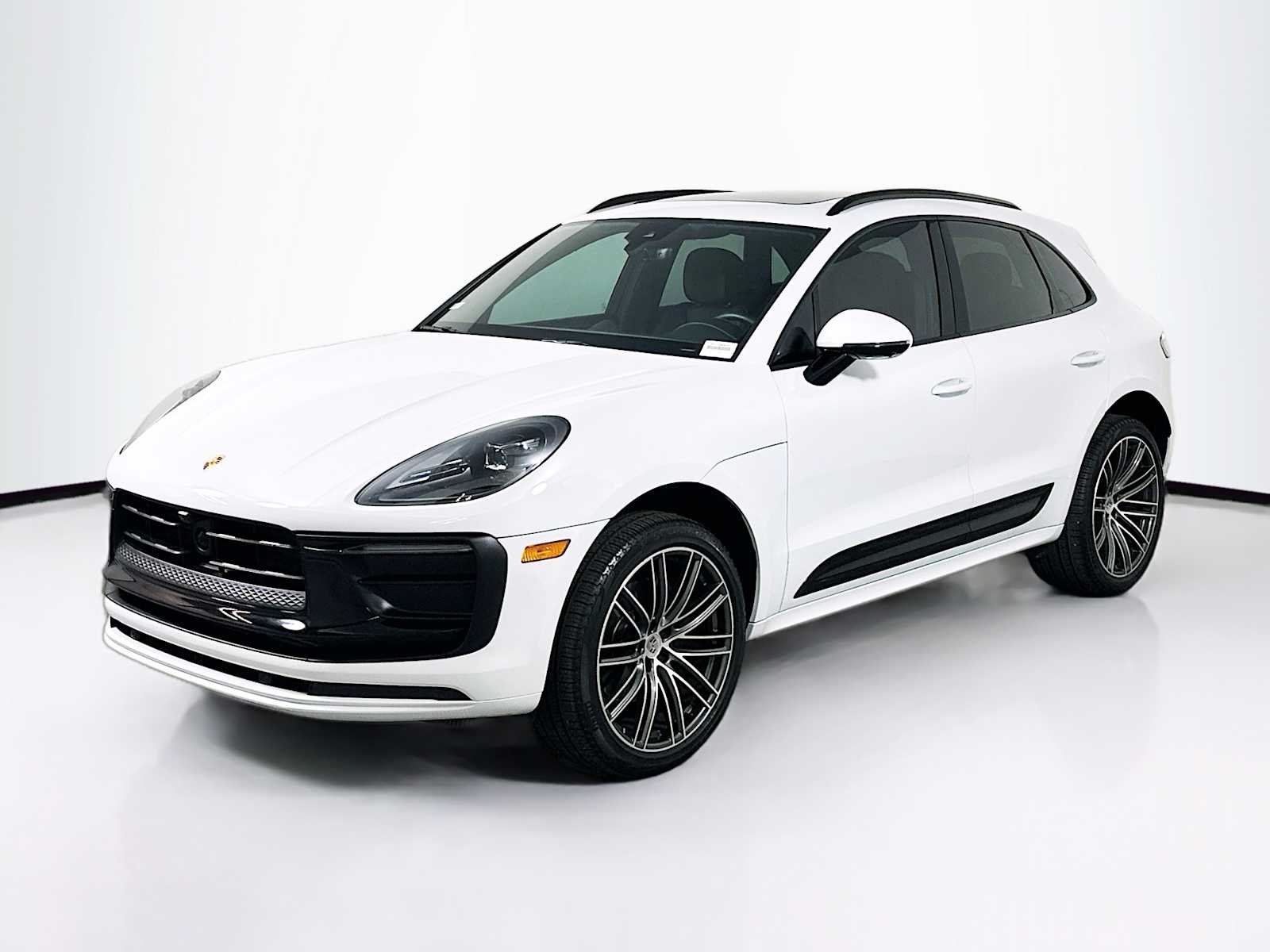 2025 Porsche Macan T