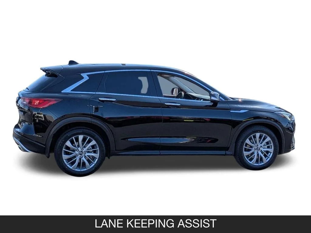 Used 2024 Black INFINITI PURE image 6
