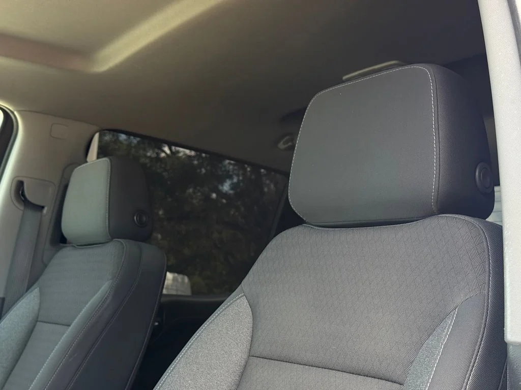 Used 2022 Gray GMC Elevation image 11