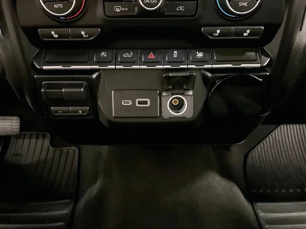 Used 2019 Black Chevrolet LT image 17