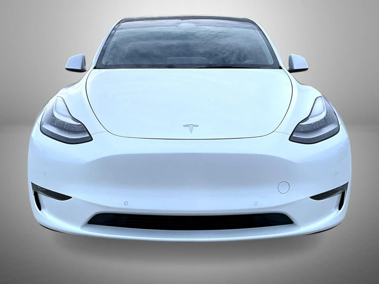 Used 2021 White Tesla Long Range image 2