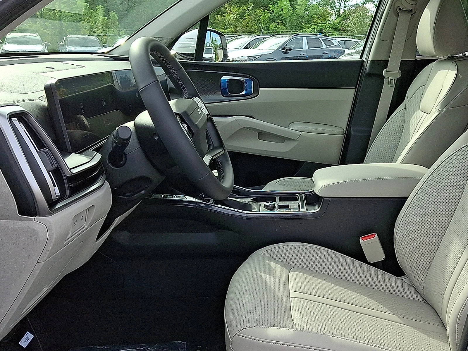 New 2026 White Kia EX image 16