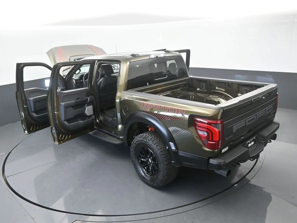 Used 2025 Green Ford Raptor image 74
