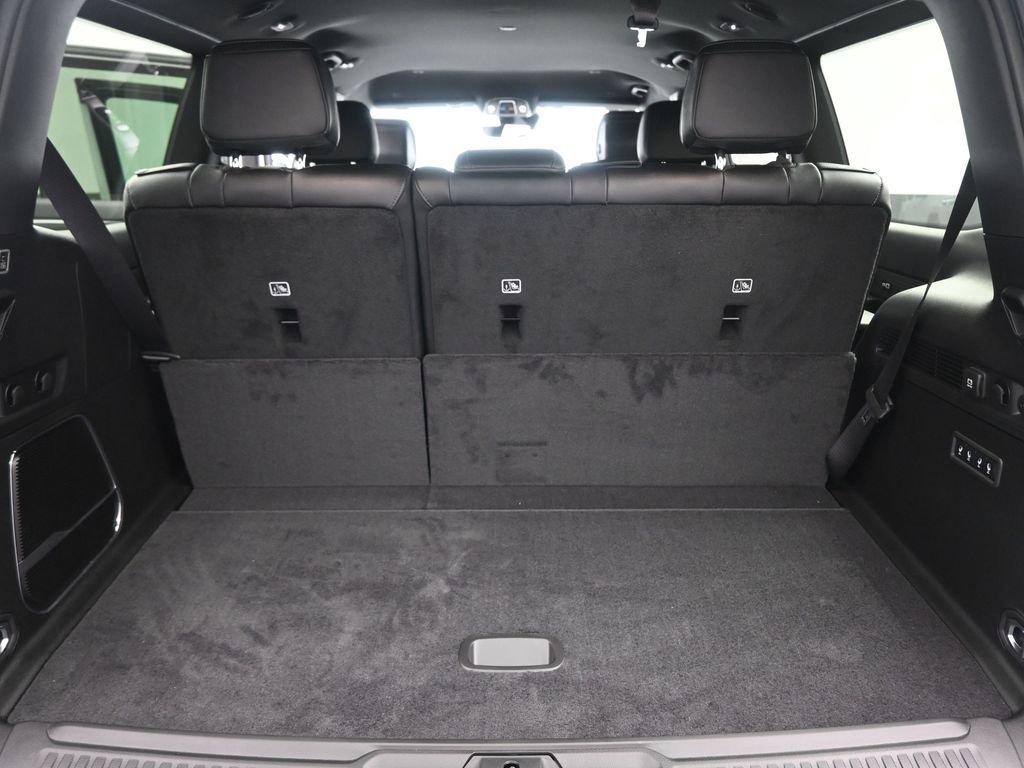 New 2026 Bright White Clear-Coat Exterior Paint Jeep Limited Altitude image 14