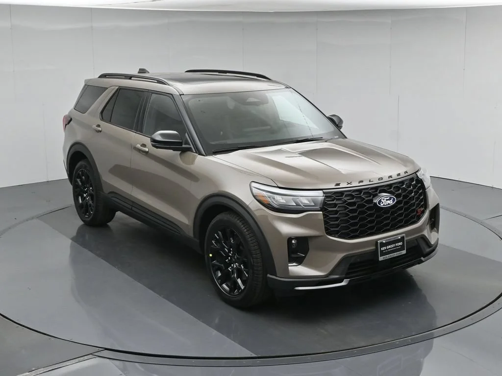 New 2027 Marsh Gray Ford ST image 39