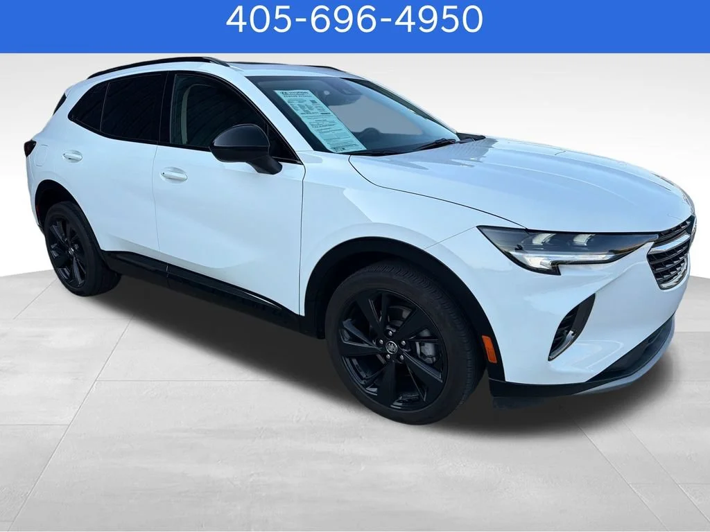 Pre-Owned 2023 Buick Envision Essence