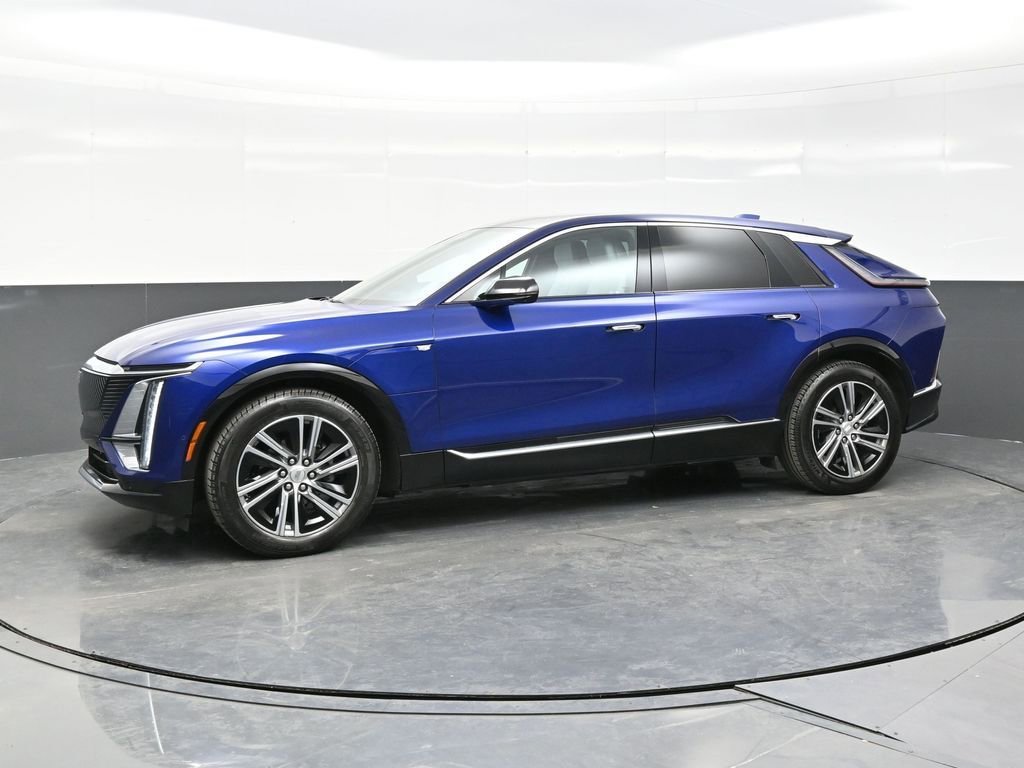 2024 Cadillac LYRIQ Luxury 1 - Photo 3