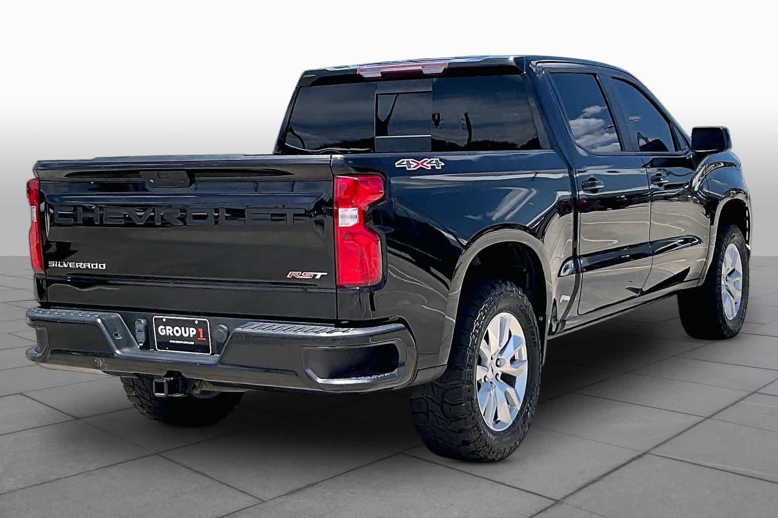 Used 2021 Black Chevrolet RST image 12