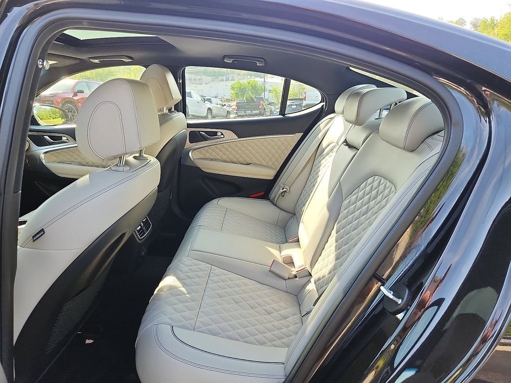 Used 2023 Black Genesis 3.3T image 10