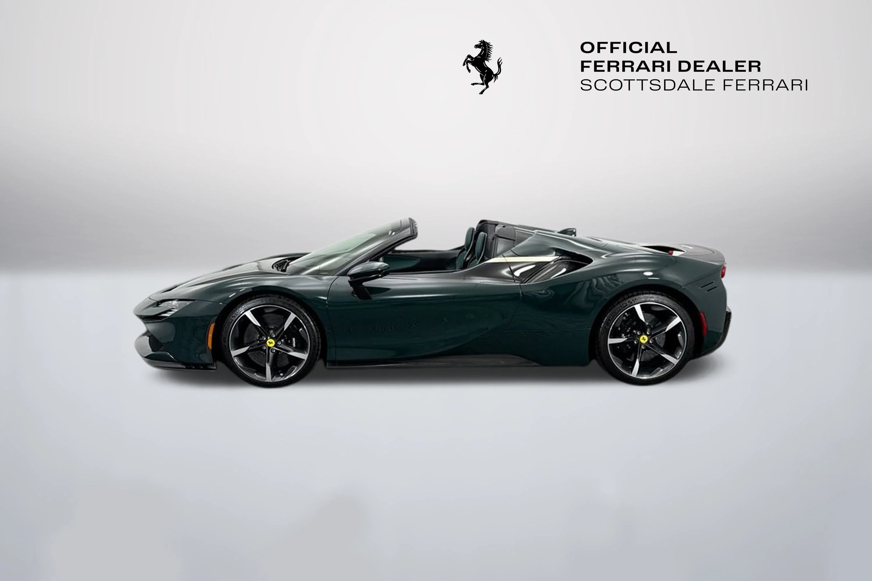 Used 2022 Extra Sample Ferrari Tailor Made image 8