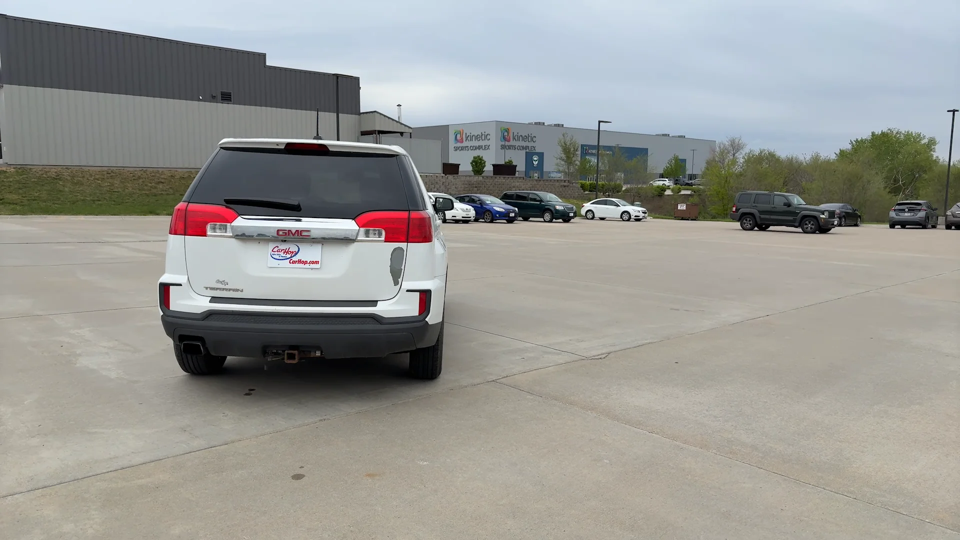 Used 2016 White Gmc SL image 6