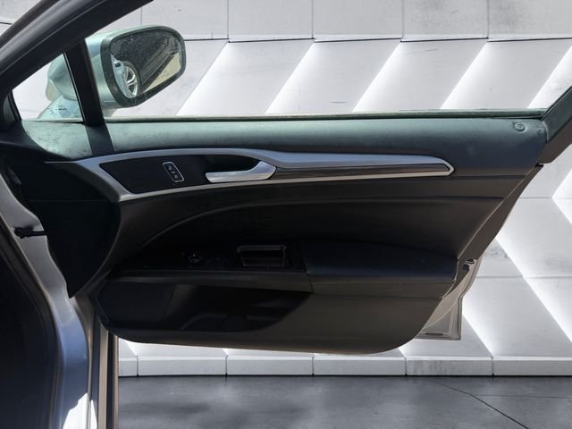 Used 2020 Silver Ford SEL image 15