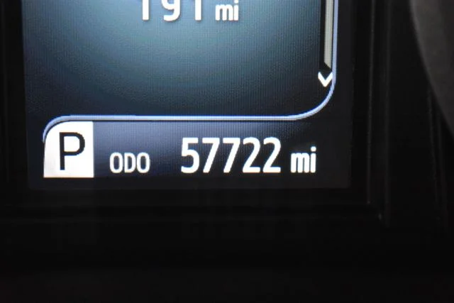 Used 2019 Gray Toyota LE image 25