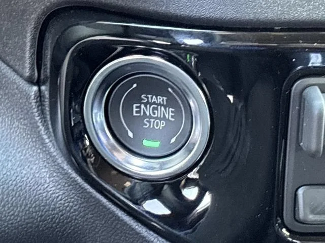 2026 GMC Sierra 1500 SLT - Photo 18