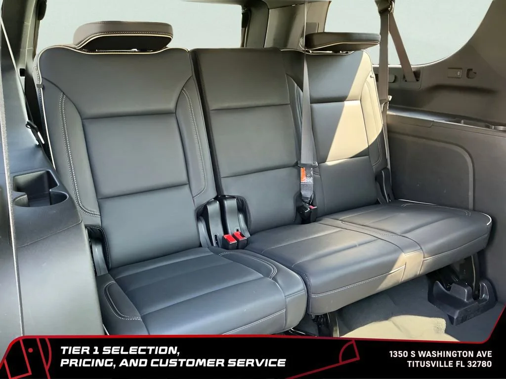 Used 2025 Sterling Gray Metallic Chevrolet Premier image 17