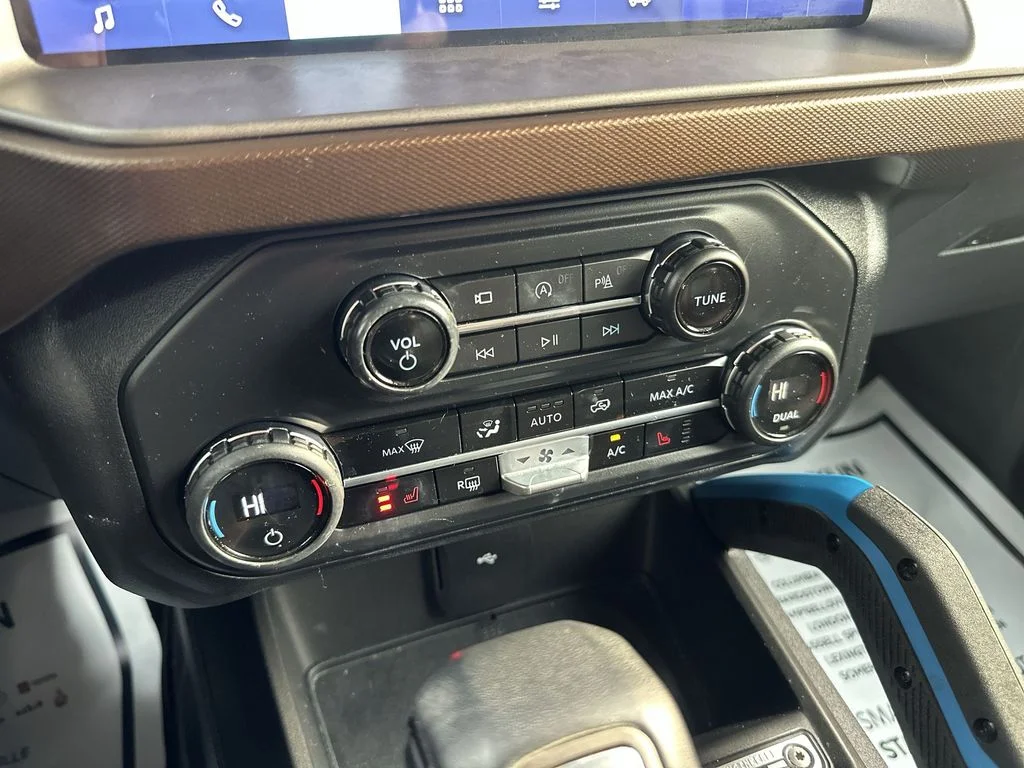 Used 2023 Blue Ford Outer Banks image 19