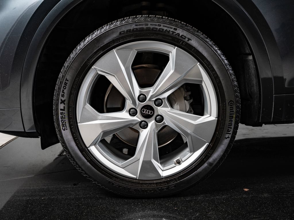 Used 2023 Daytona Gray Pearl Audi 45 S line Premium image 13