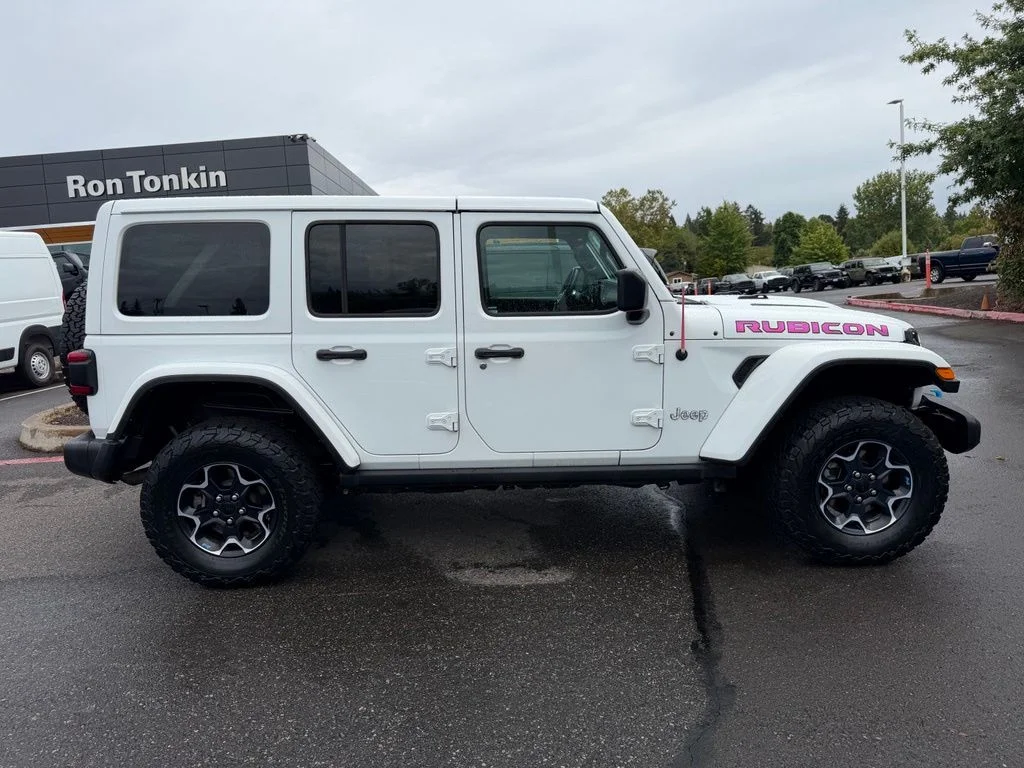 Used 2023 White Jeep Rubicon 4xe image 8