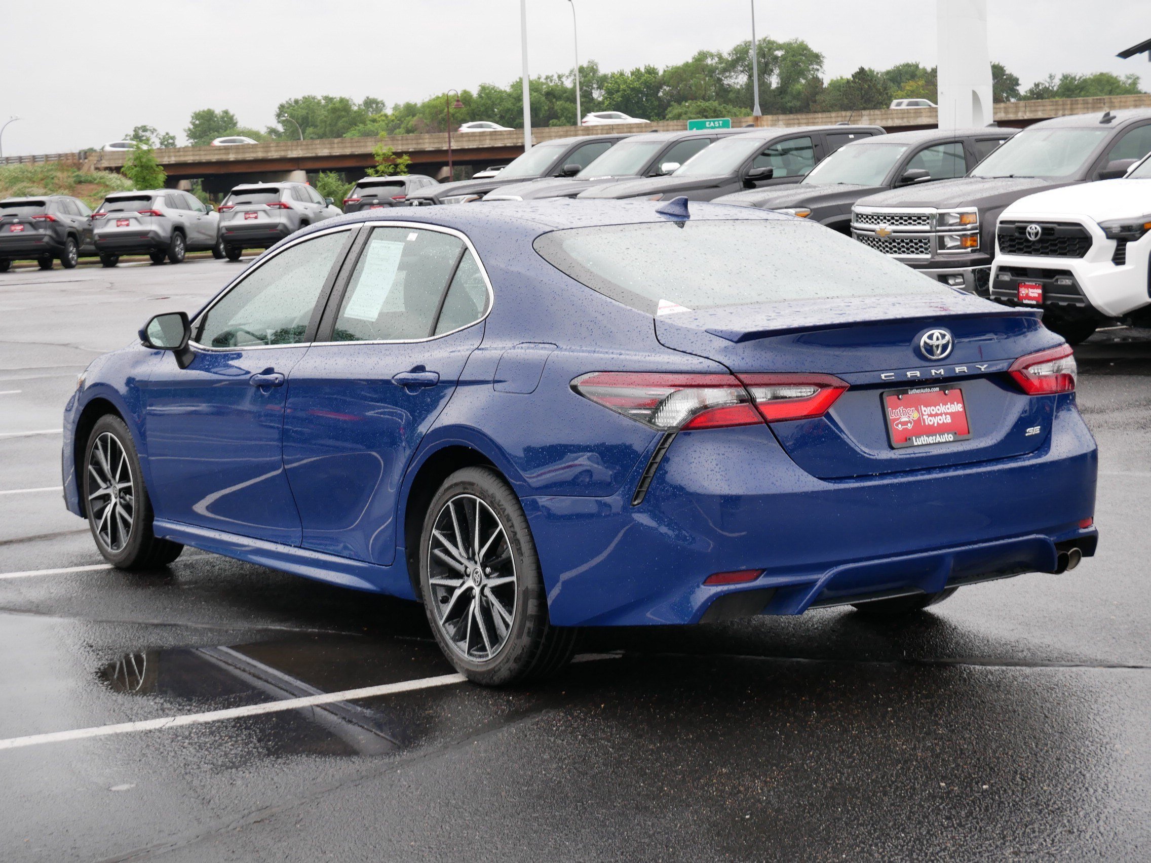 Certified Used 2024 RESERVOIR BLUE Toyota SE image 5