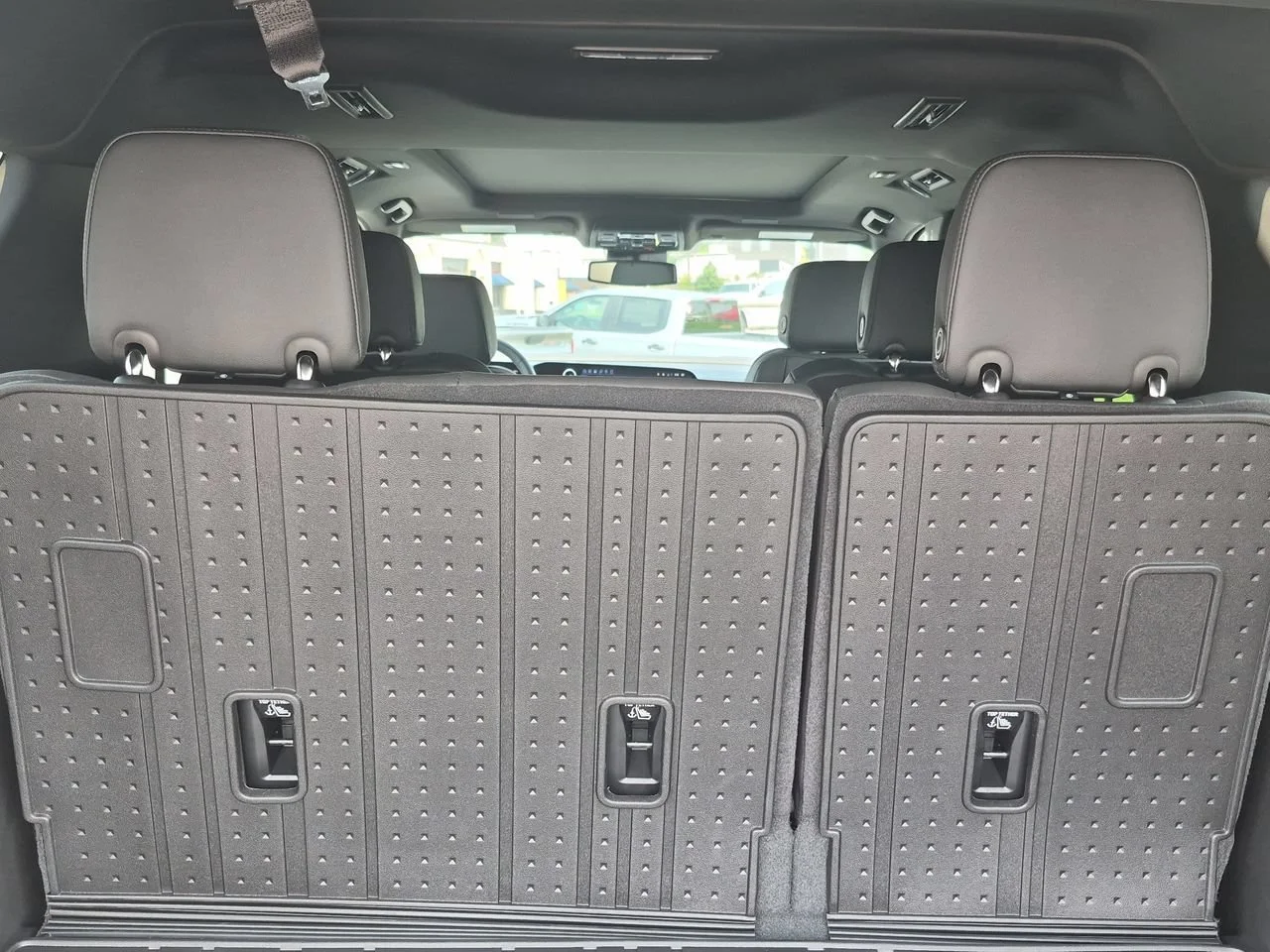 New 2026 Sterling Gray Metallic Chevrolet Z71 image 37