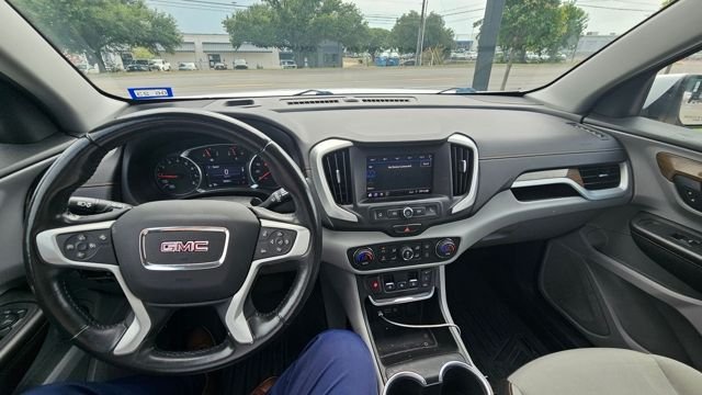Used 2021 White GMC SLE image 8