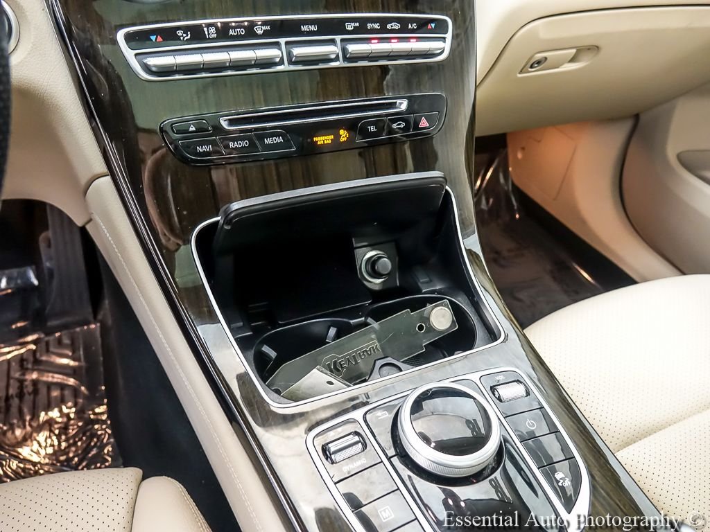 Used 2018  Mercedes-Benz GLC 300 image 21