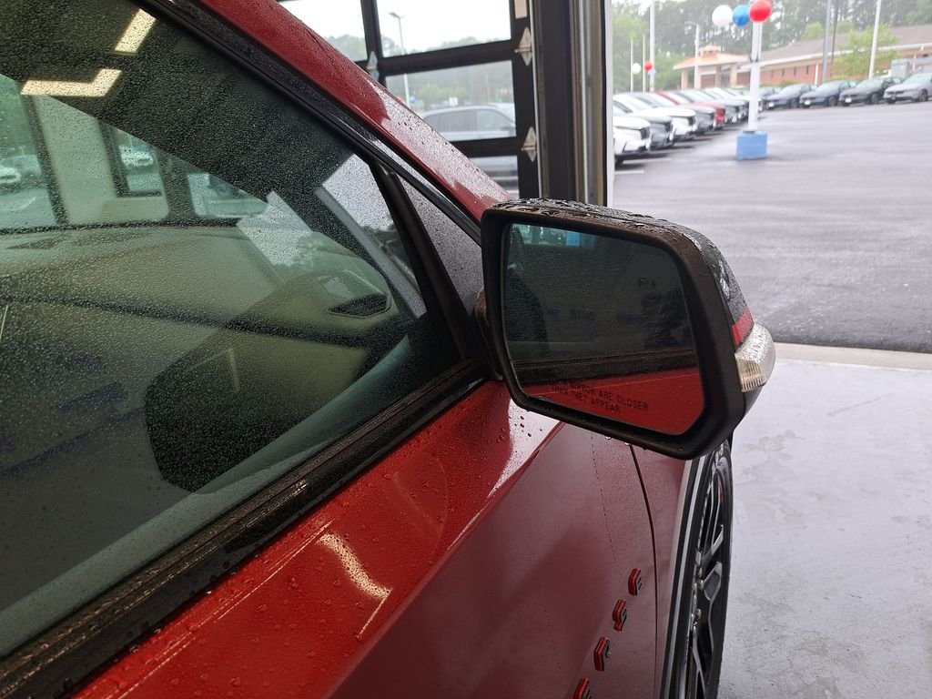 Used 2022 Red Chevrolet Premier image 34