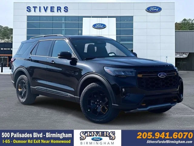 New 2026 Agate Black Metallic Ford Tremor® image 1