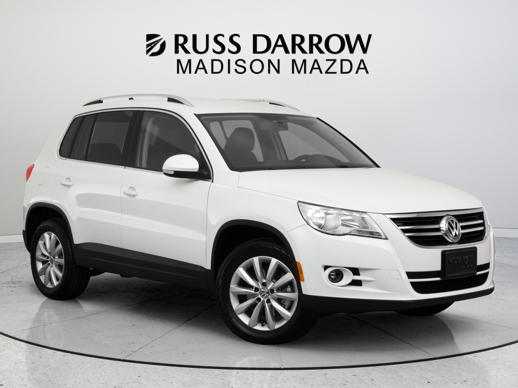 Used 2011 White Volkswagen S image 6