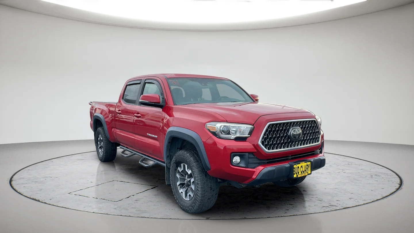 Used 2018 Red Toyota TRD Off-Road image 3
