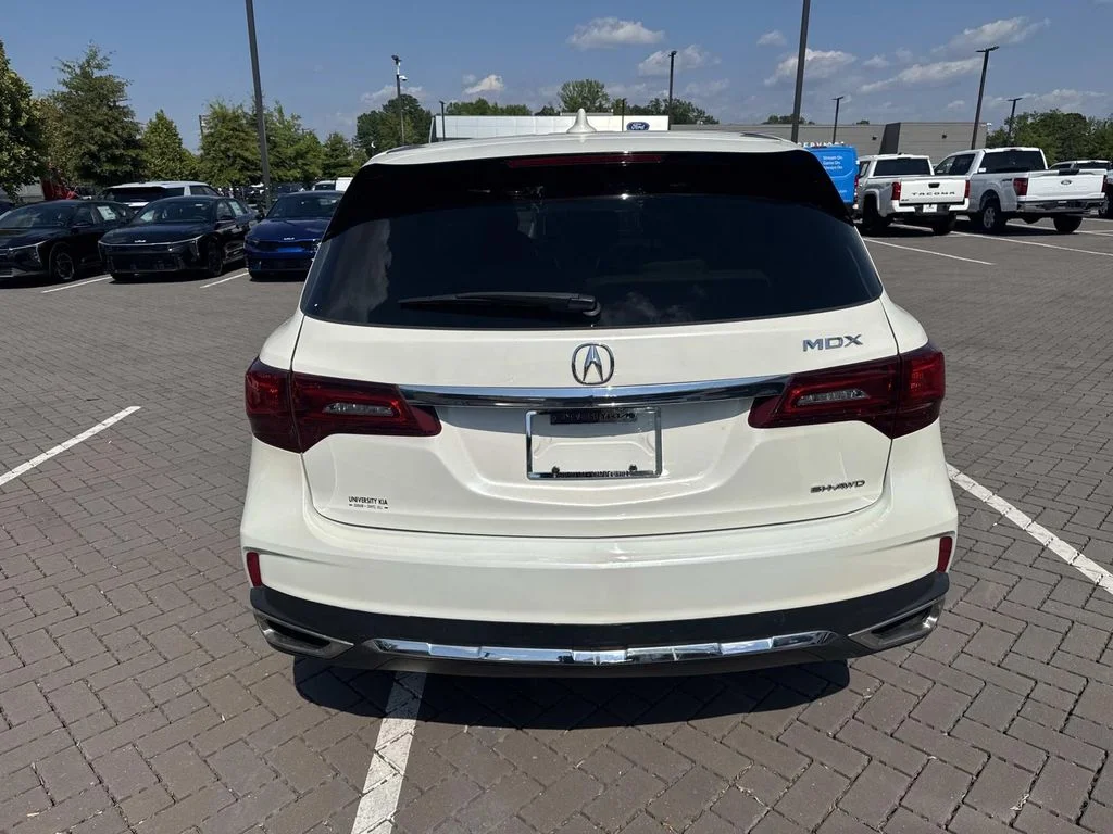 Used 2017  Acura 3.5L image 6