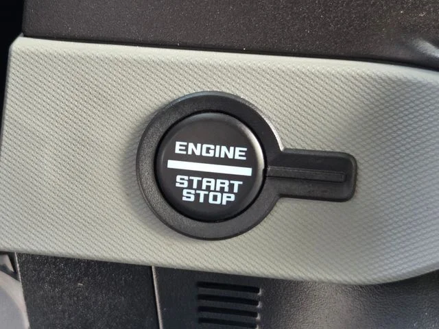 Used 2022 White Ford Badlands image 23