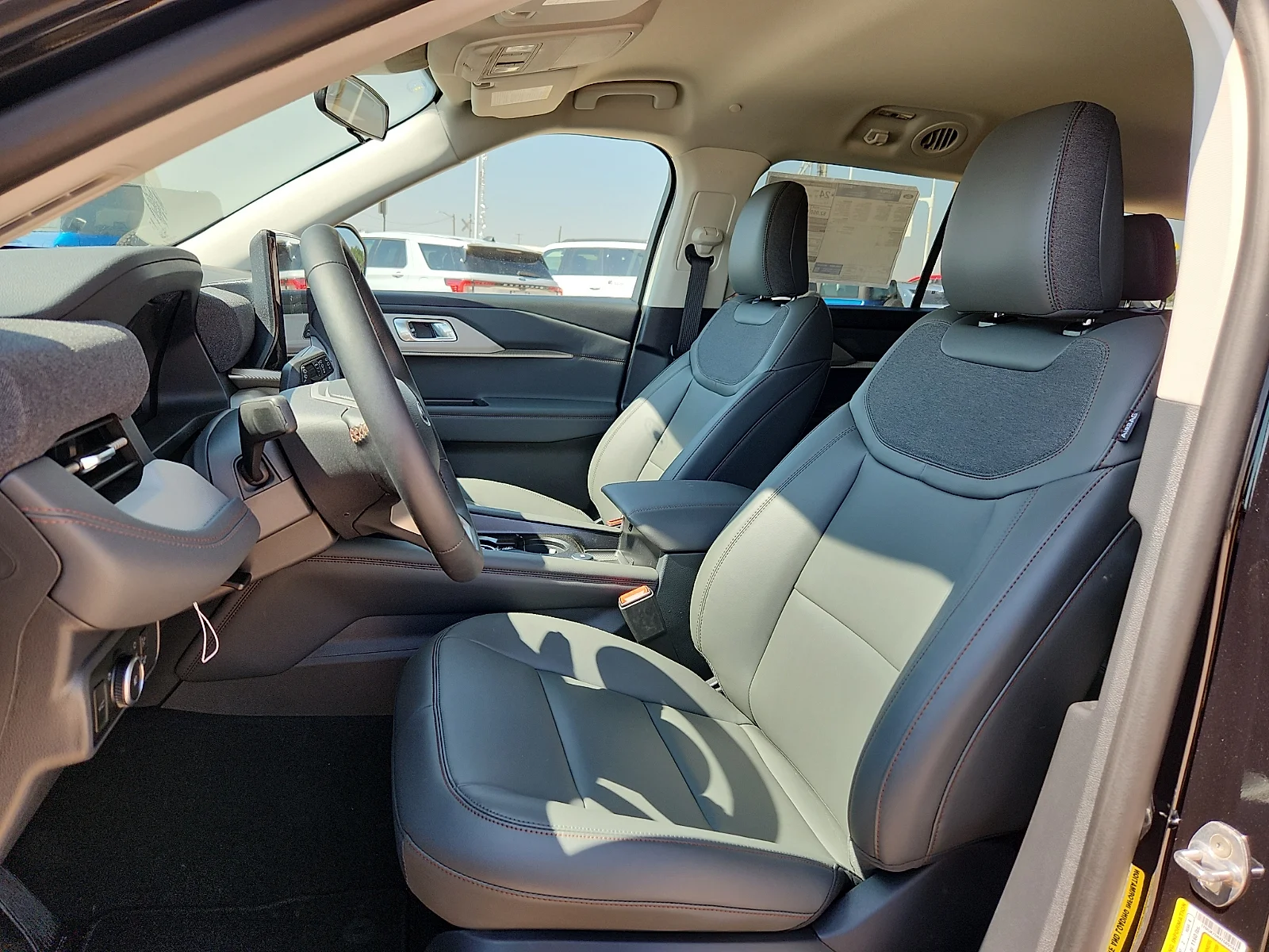 New 2026 Agate Black Metallic Ford Active image 17