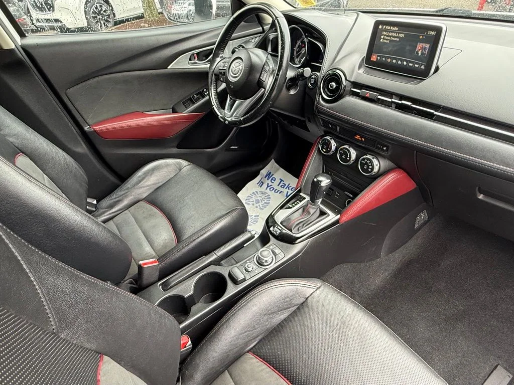 Used 2017 White Mazda Grand Touring image 30
