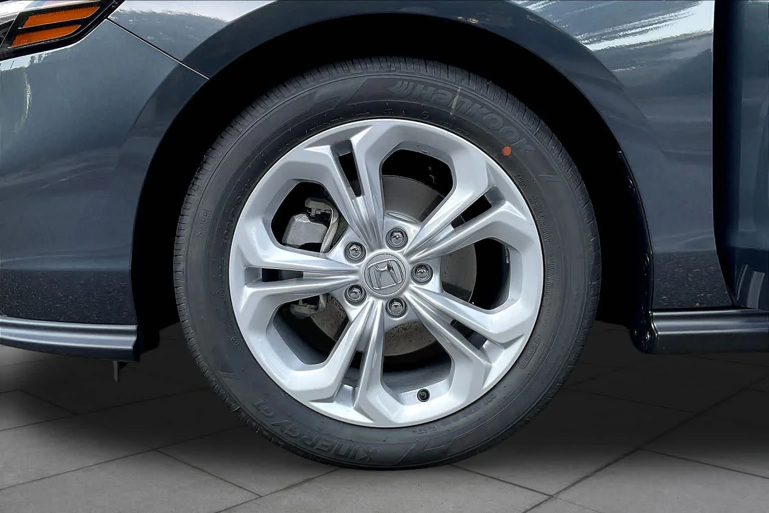 New 2026 Meteorite Gray Metallic Honda LX image 11