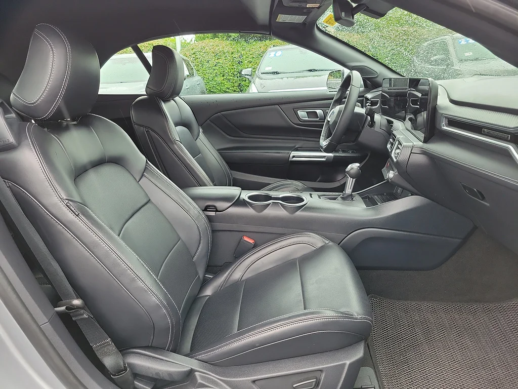 Used 2024 Iconic Silver Ford EcoBoost Premium image 22